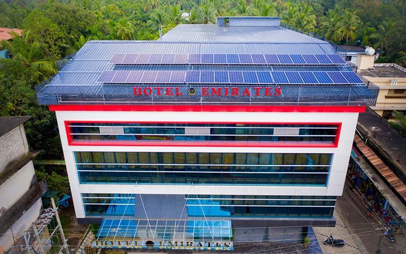 Hotel Emirates Kannangad Ngoại thất bức ảnh
