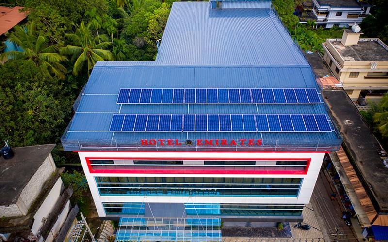 Hotel Emirates Kannangad Ngoại thất bức ảnh